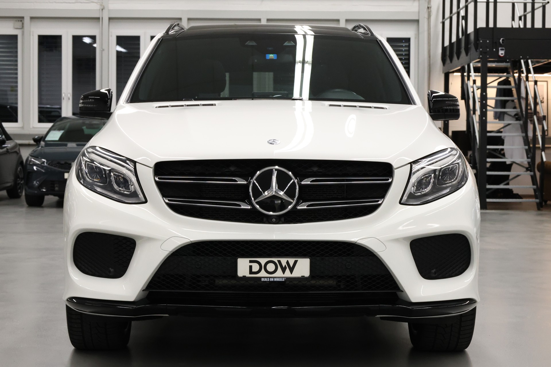 MERCEDES-BENZ GLE 400 V6-image-4