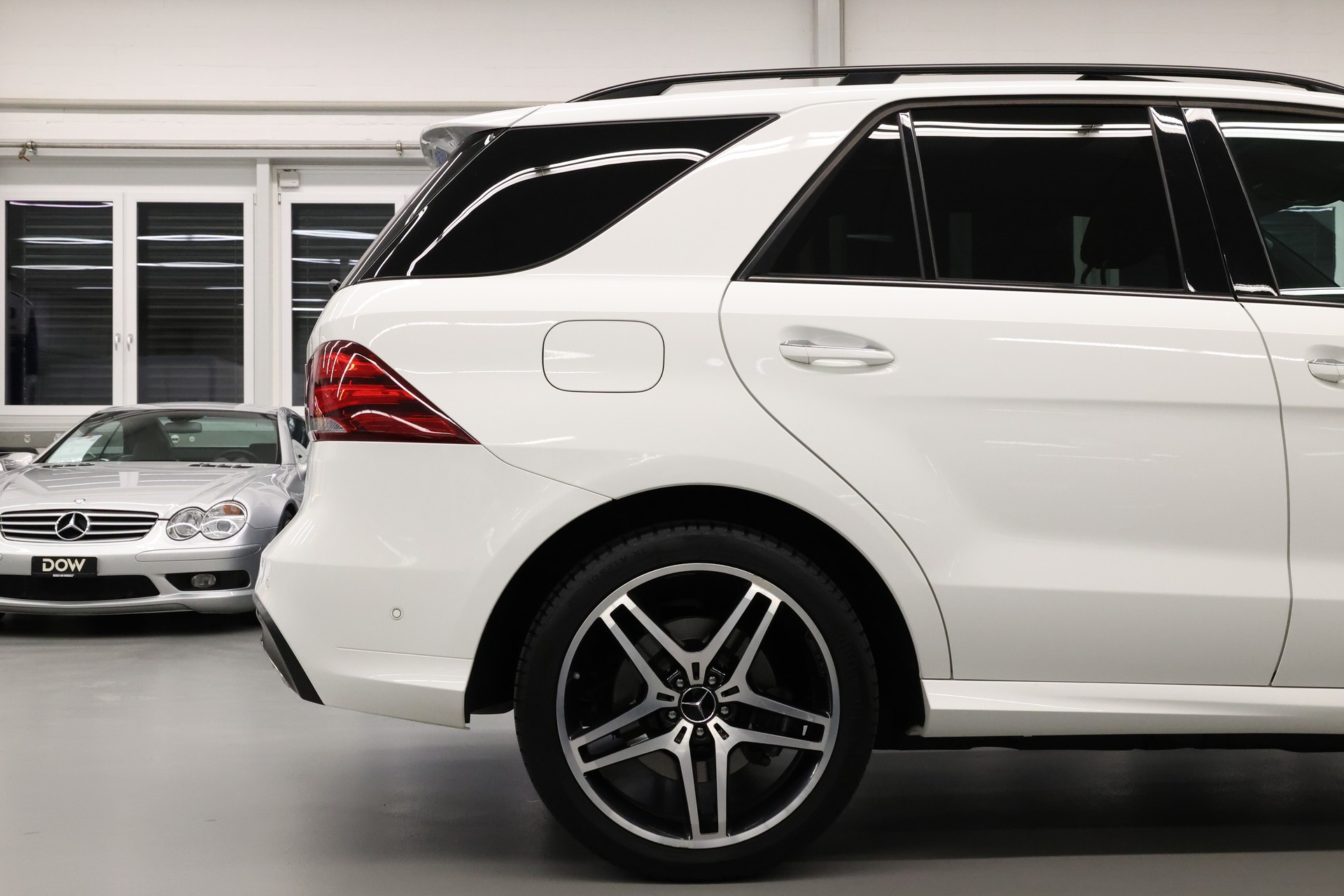 MERCEDES-BENZ GLE 400 V6-image-8