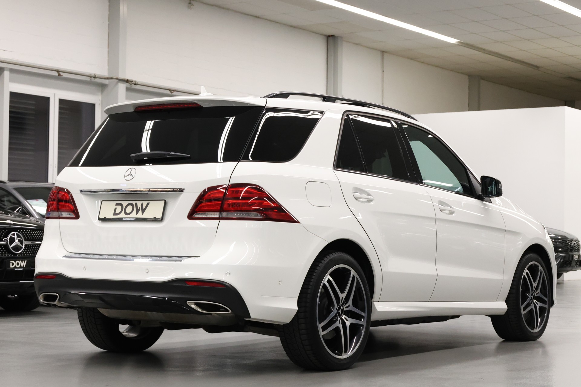 MERCEDES-BENZ GLE 400 V6-image-11