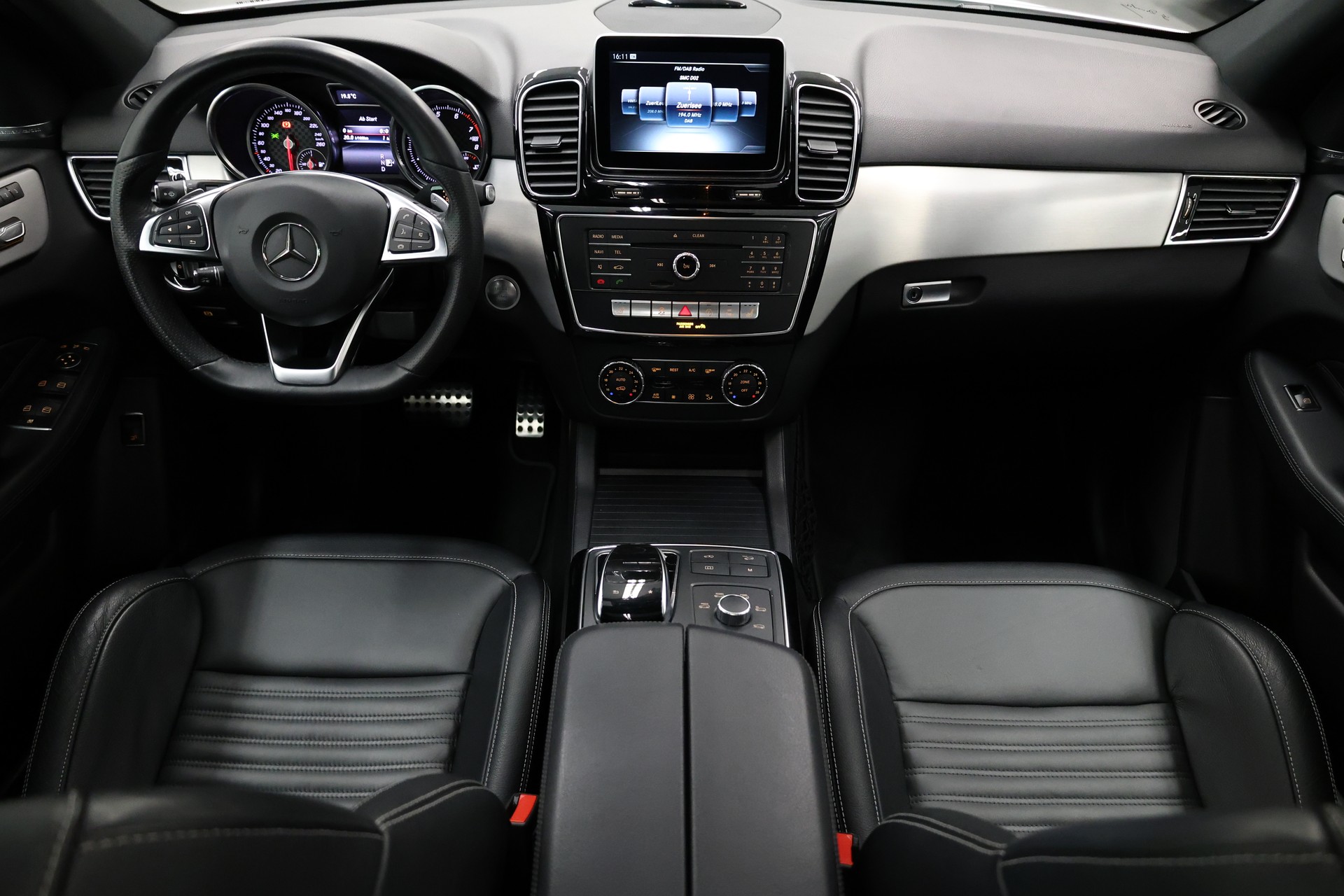 MERCEDES-BENZ GLE 400 V6-image-14