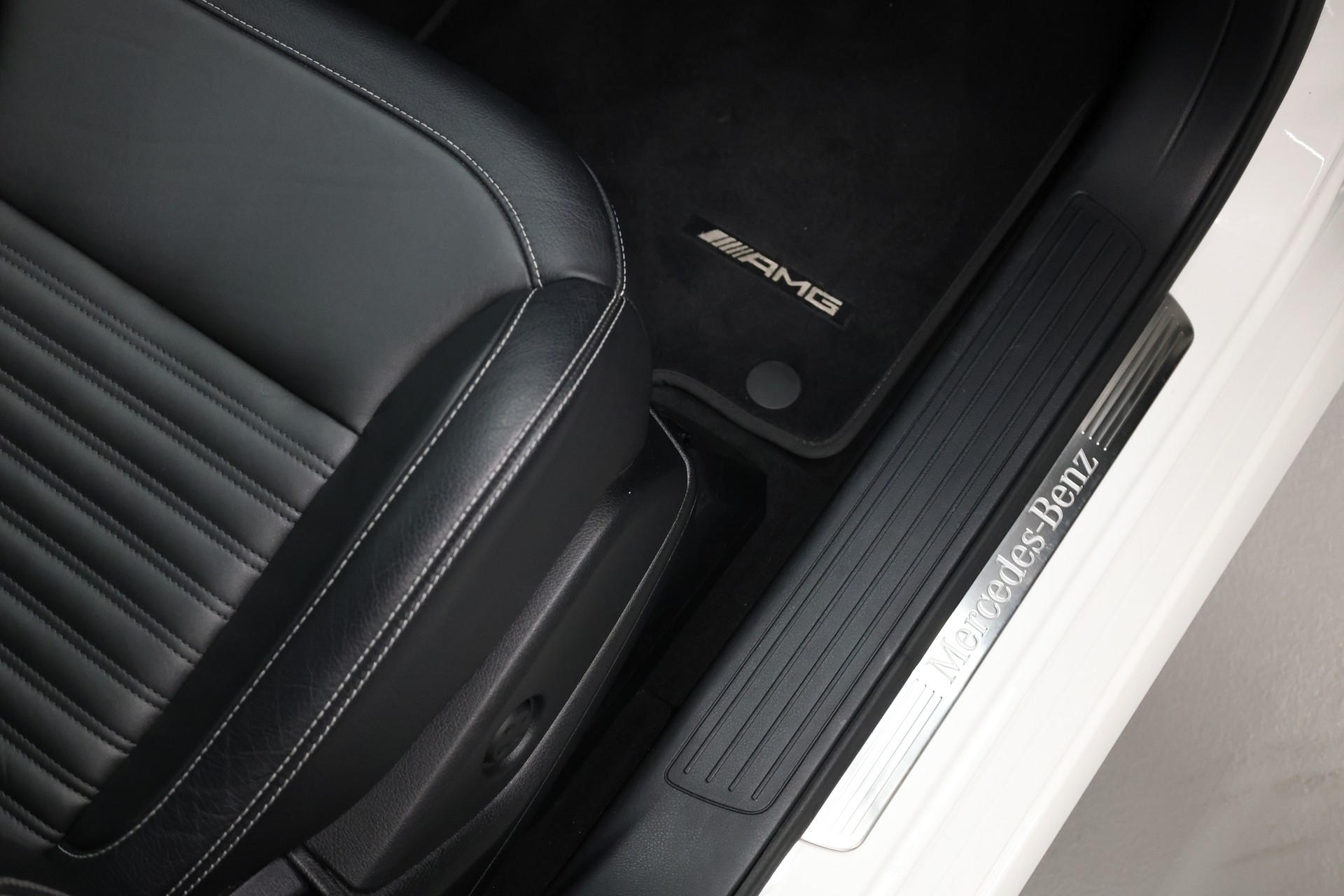 MERCEDES-BENZ GLE 400 V6-image-29