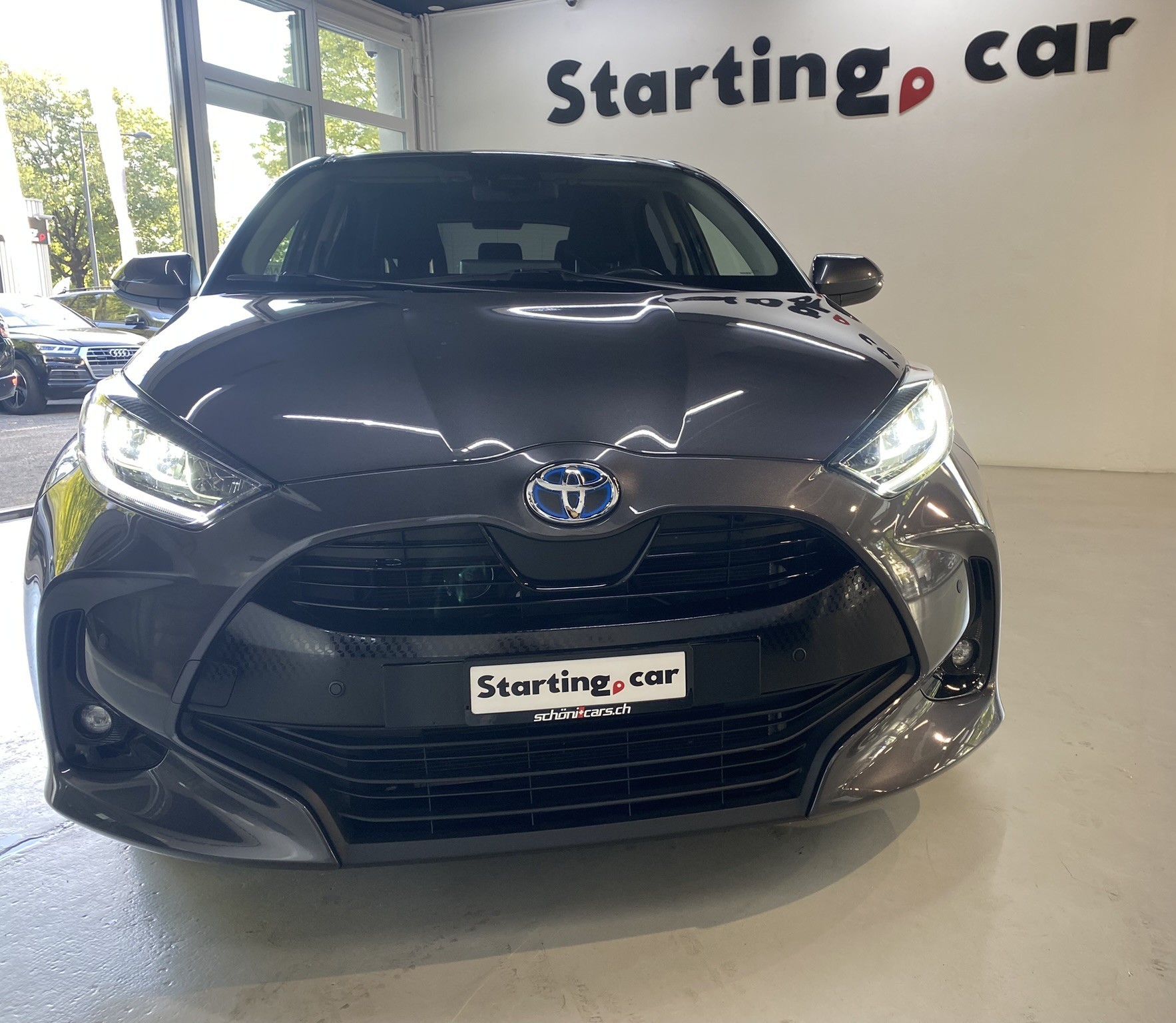 TOYOTA Yaris 1.5 Trend e-CVT-image-3