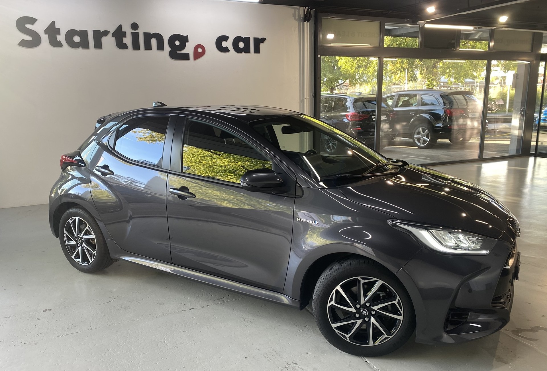 TOYOTA Yaris 1.5 Trend e-CVT-image-0