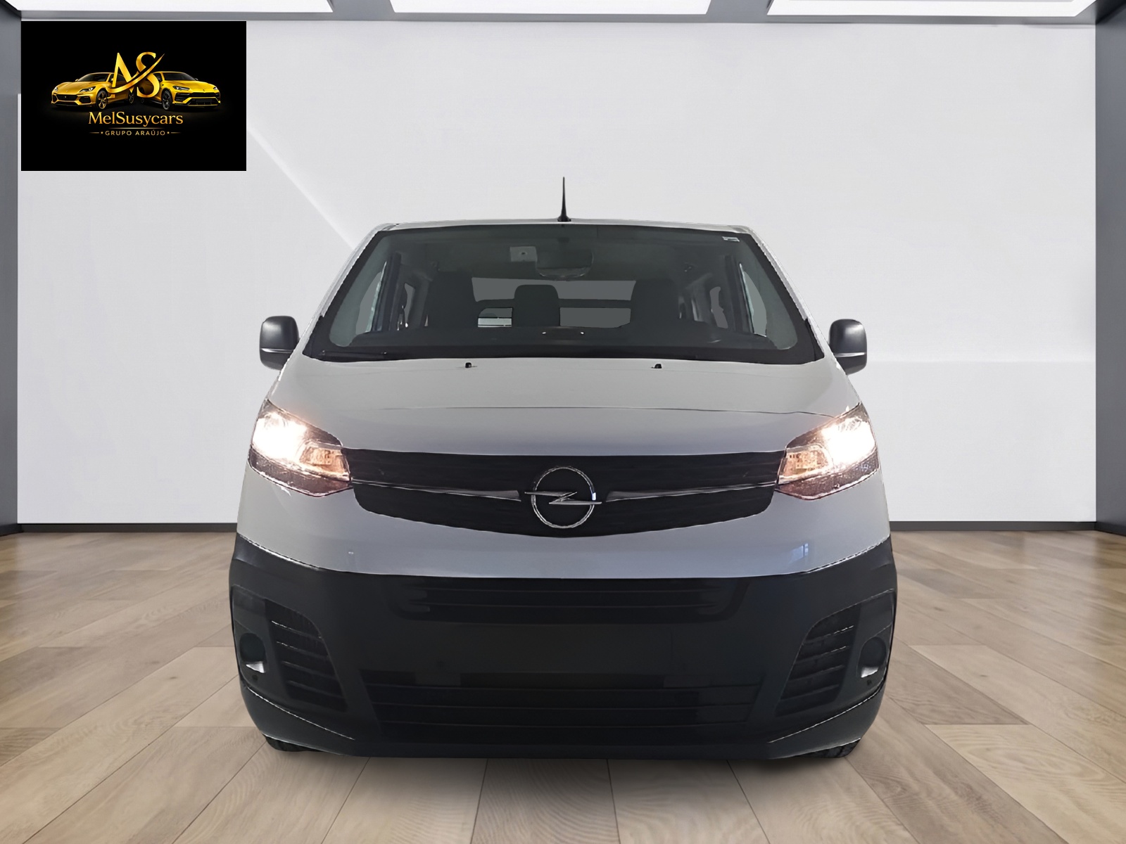 OPEL Vivaro Combi 2.0 CDTI Essentia s/s M-showroom-element-2