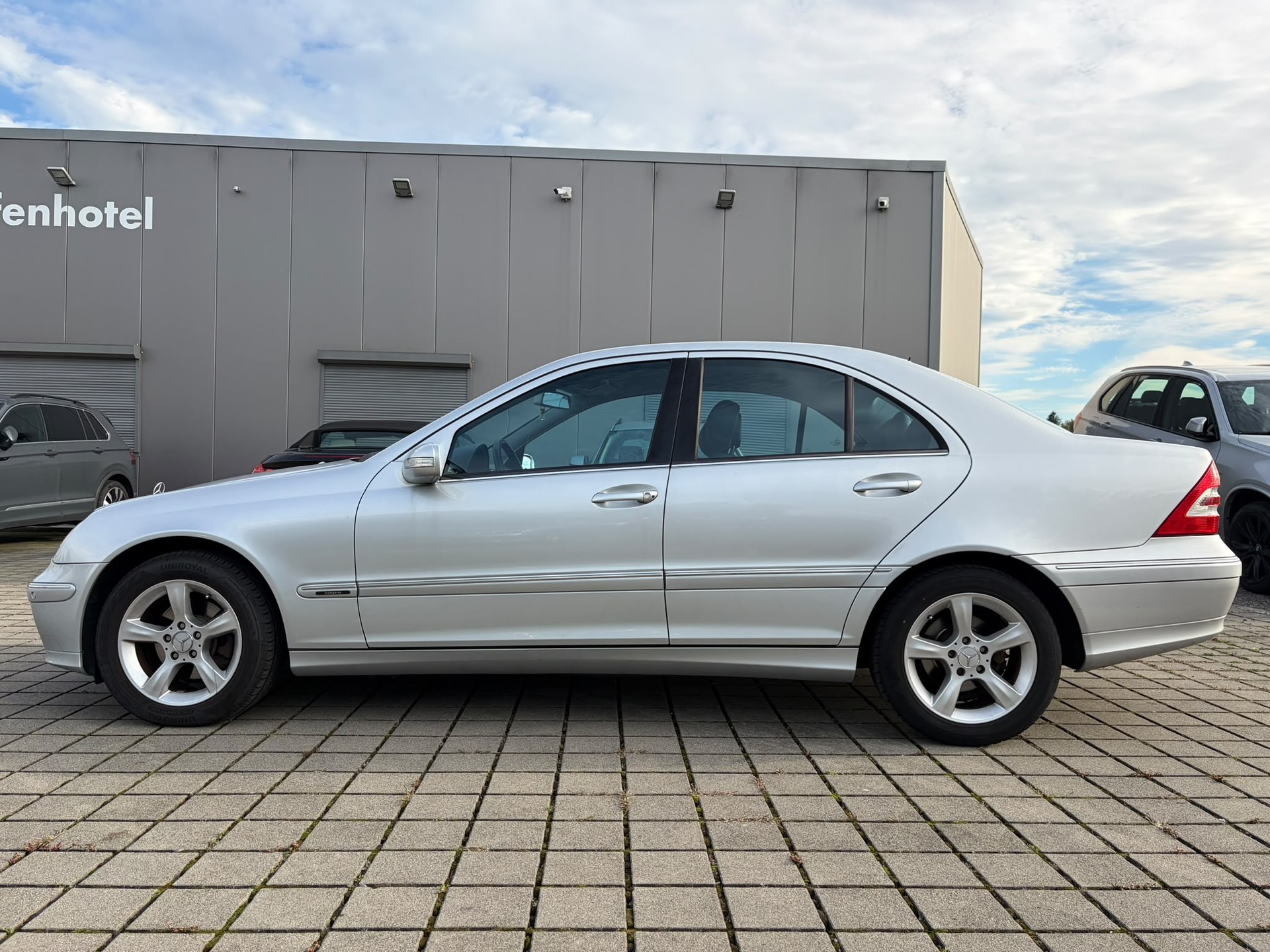 MERCEDES-BENZ C 220 CDI Avantgarde-image-3