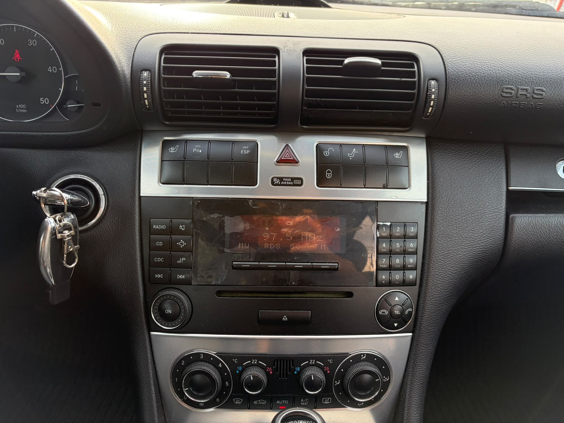 MERCEDES-BENZ C 220 CDI Avantgarde-image-10