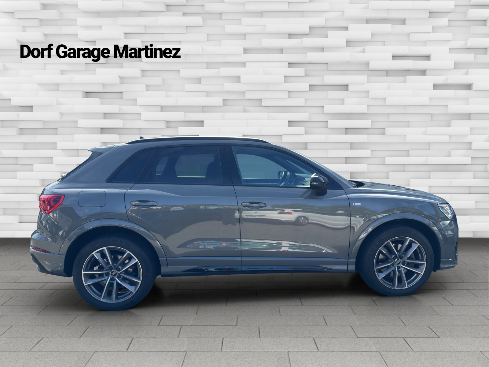 AUDI Q3 40 TFSI S line quattro S-tronic-image-4