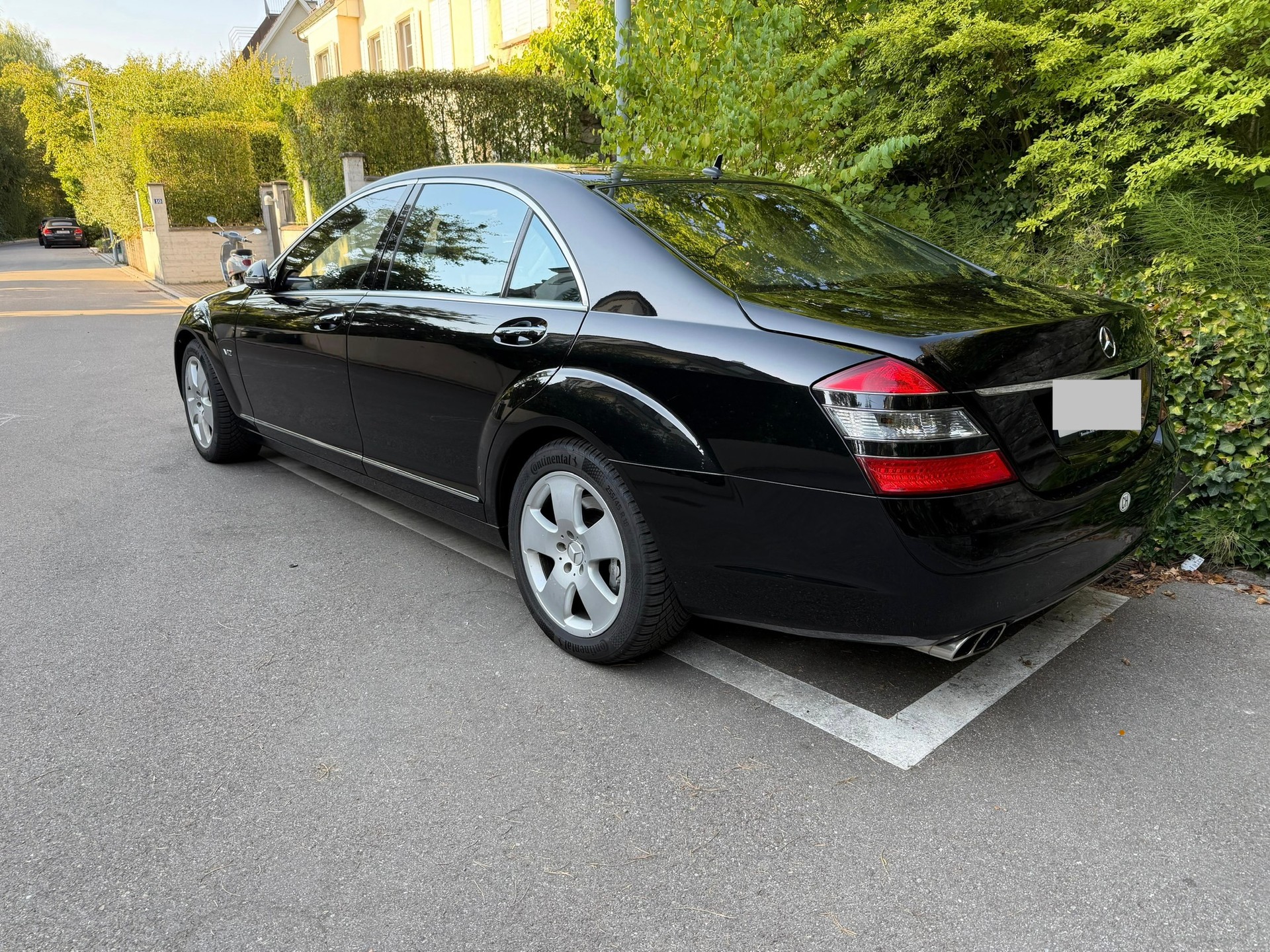 MERCEDES-BENZ S 600 V12 lang-image-1