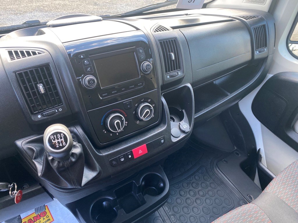 PEUGEOT BOXER 2.0 HDI 163 PS und 2 Schiebetüren-image-12