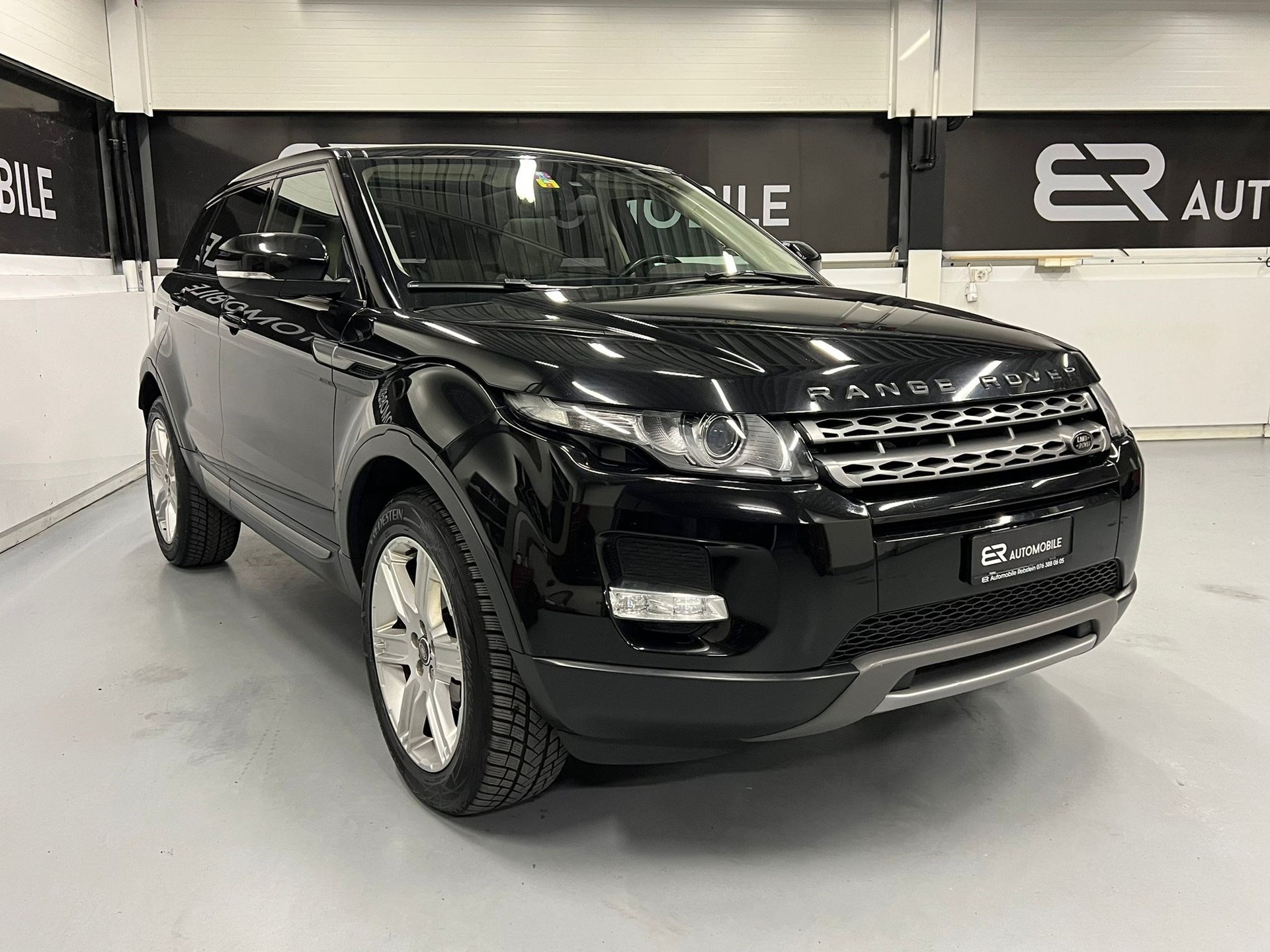 LAND ROVER Range Rover Evoque 2.2 TD4 Prestige-image-2