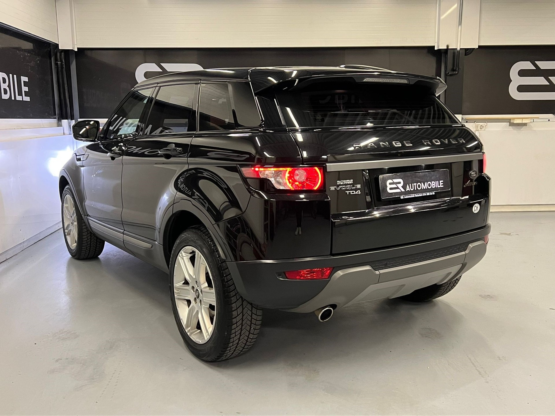 LAND ROVER Range Rover Evoque 2.2 TD4 Prestige-image-7