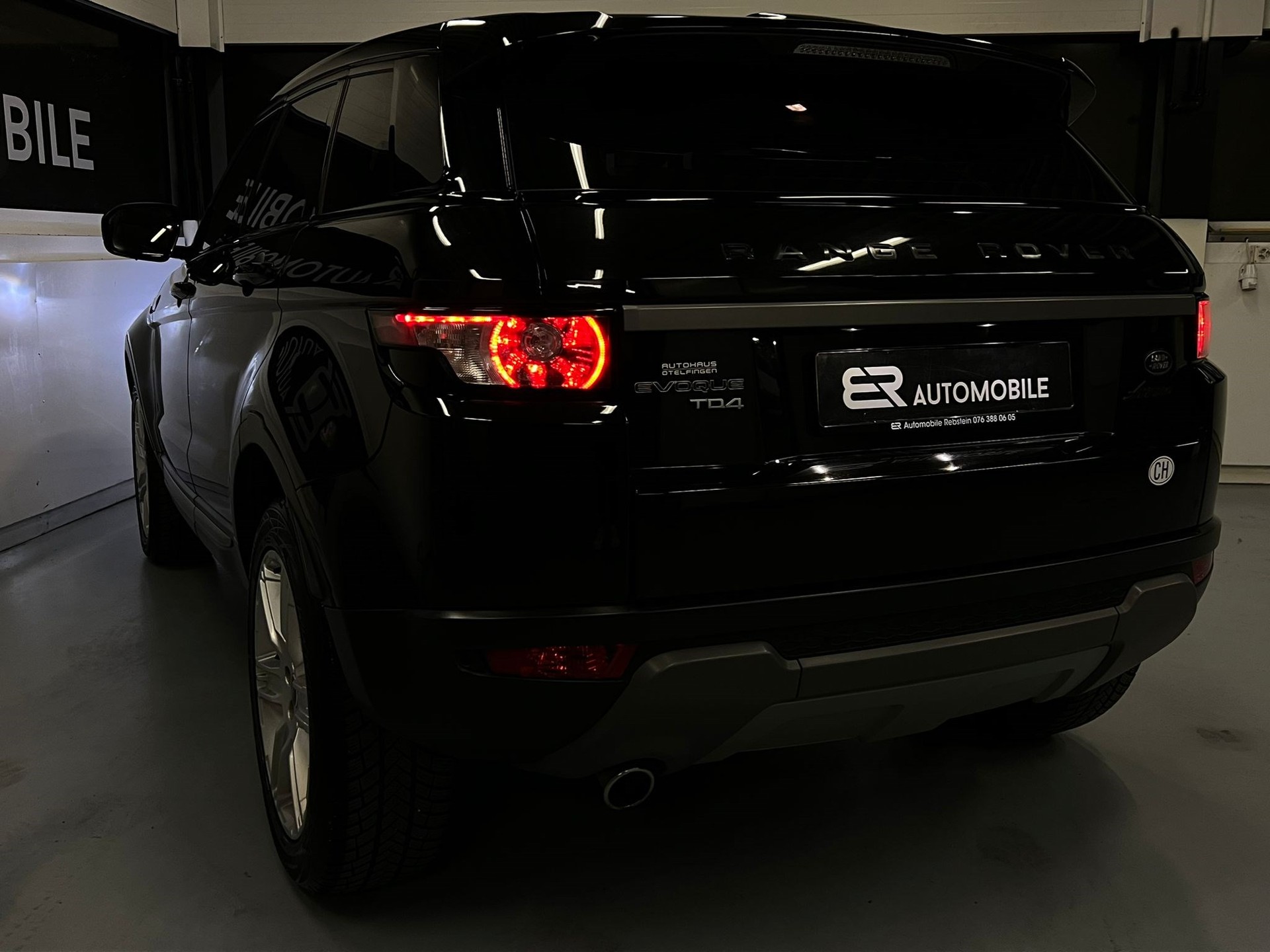 LAND ROVER Range Rover Evoque 2.2 TD4 Prestige-image-3