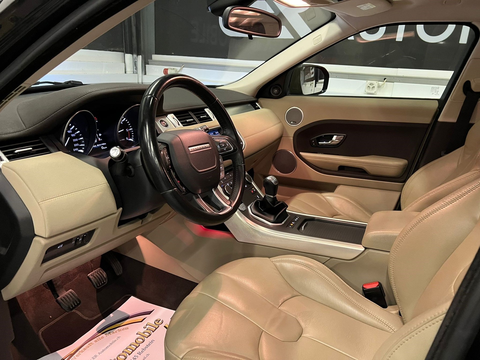 LAND ROVER Range Rover Evoque 2.2 TD4 Prestige-image-11