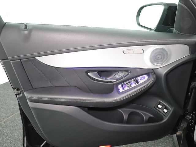 MERCEDES-BENZ GLC Coupé 220 d AMG Line 4Matic 9G-Tronic-image-2
