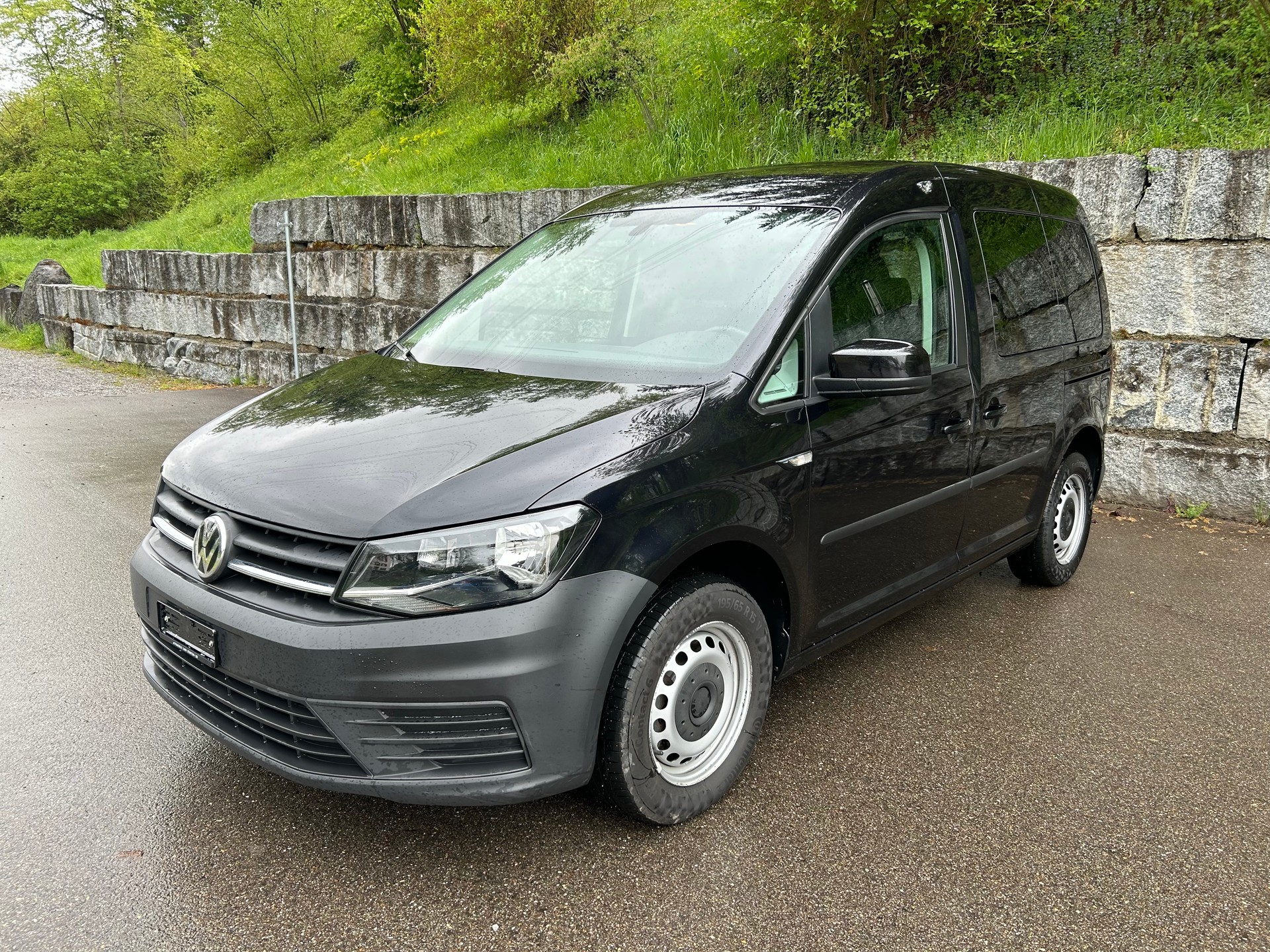 VW Caddy 2.0 TDI Liberty DSG-image-0