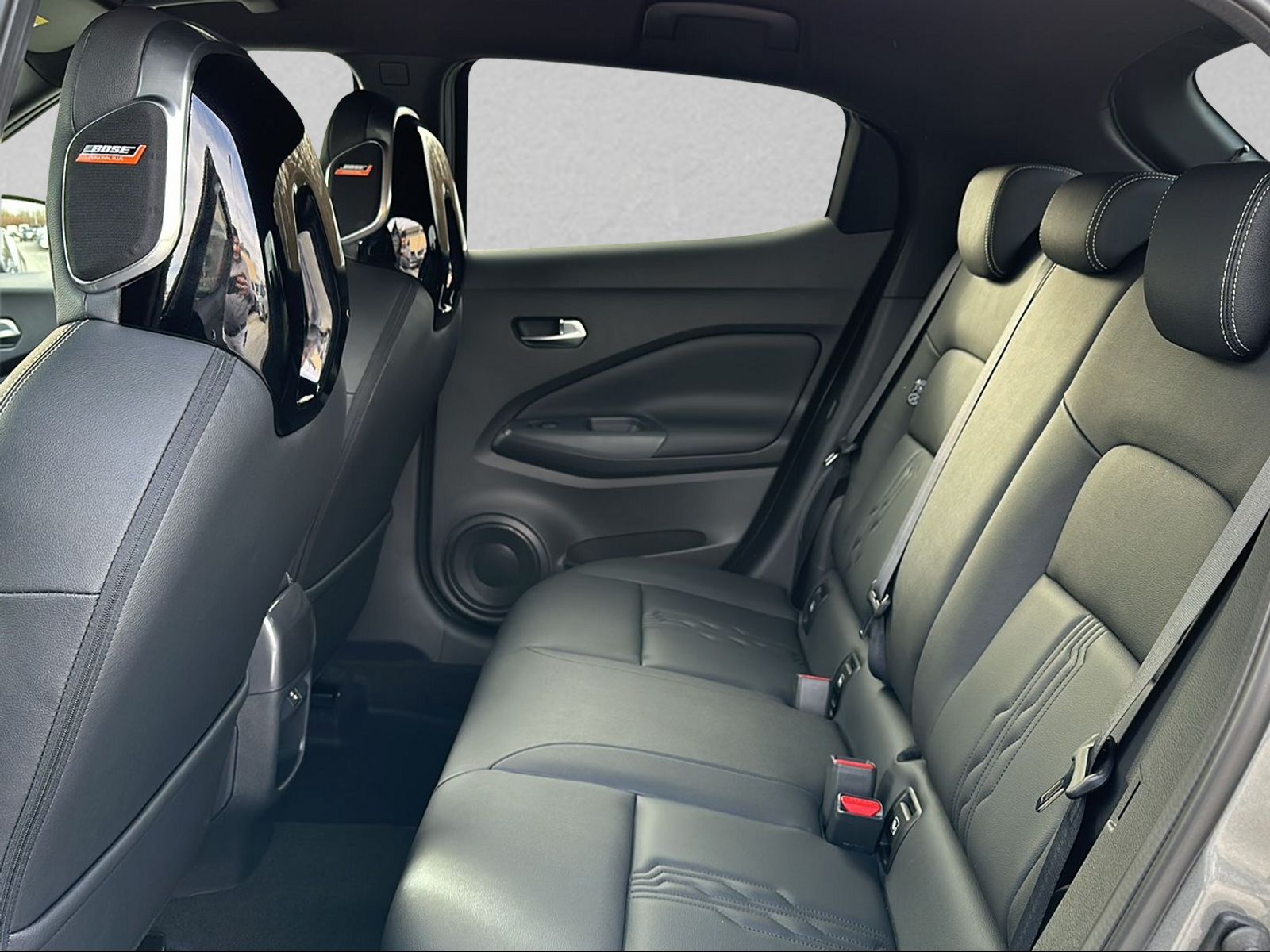 NISSAN Juke 1.6 Hybrid Tekna Automat-image-6