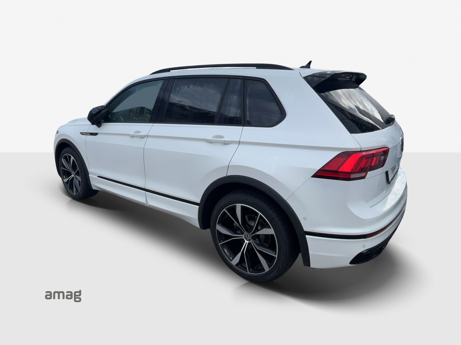 VW Tiguan 1.5TSI Evo R-Line DSG-image-2