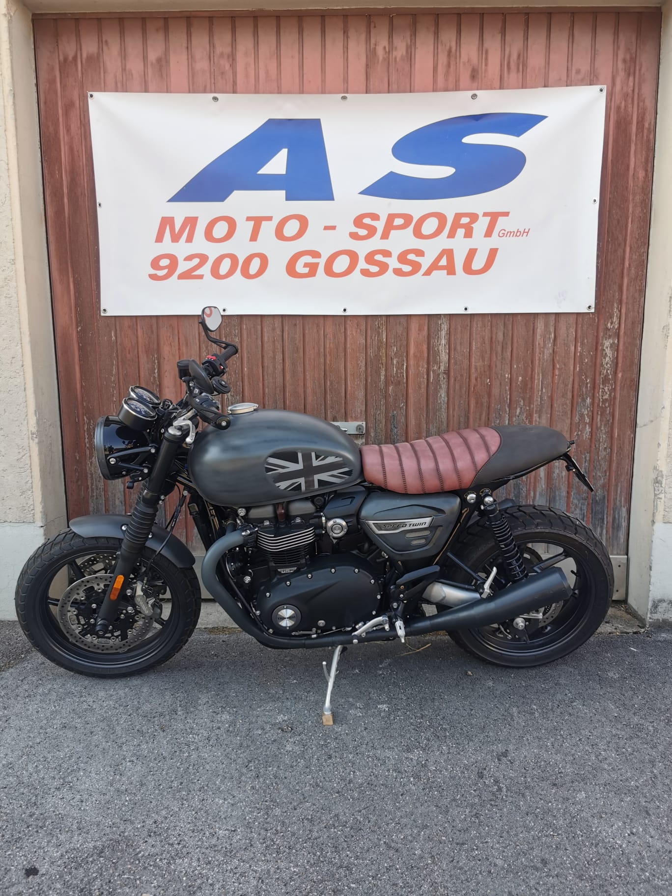 TRIUMPH Speed Twin 1200-image-3