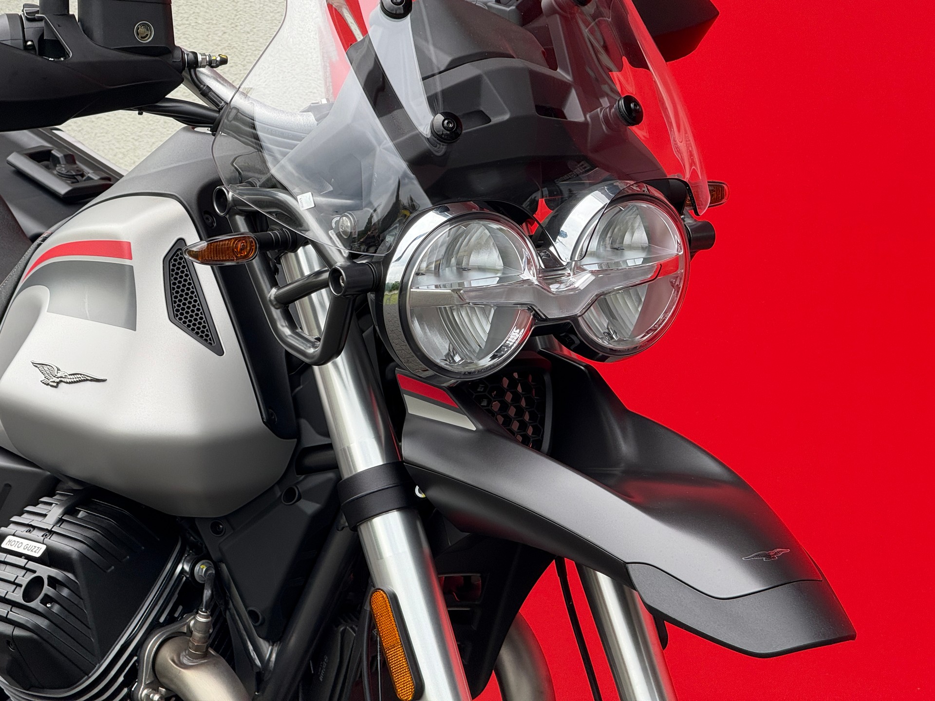 MOTO GUZZI V85 TT Travel Pack-image-13