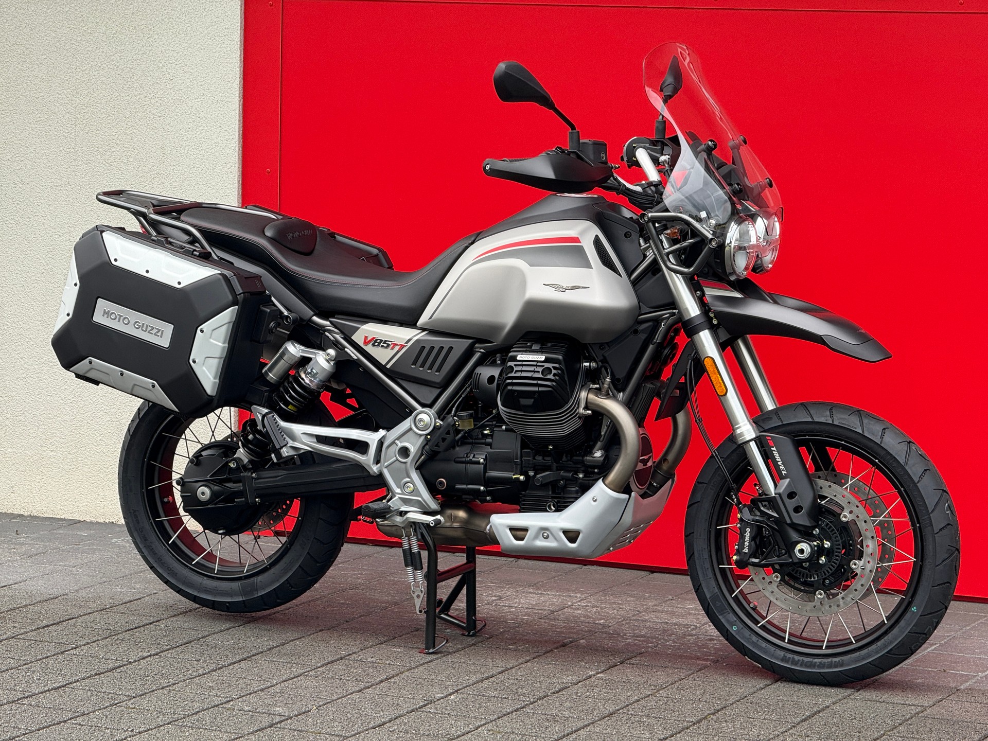 MOTO GUZZI V85 TT Travel Pack-image-14