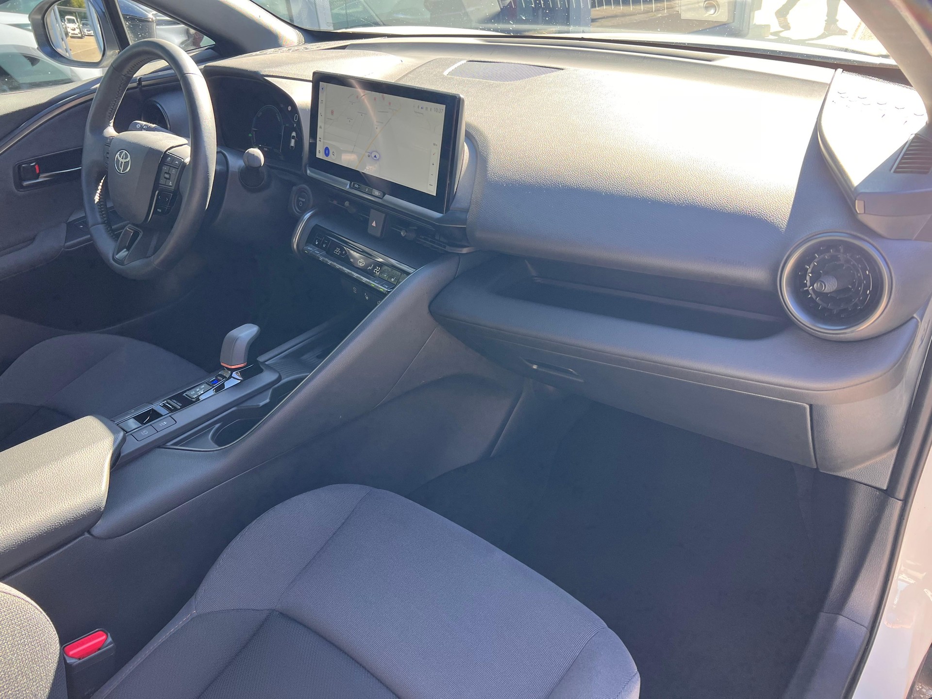 TOYOTA C-HR 1.8 HEV Trend-image-13