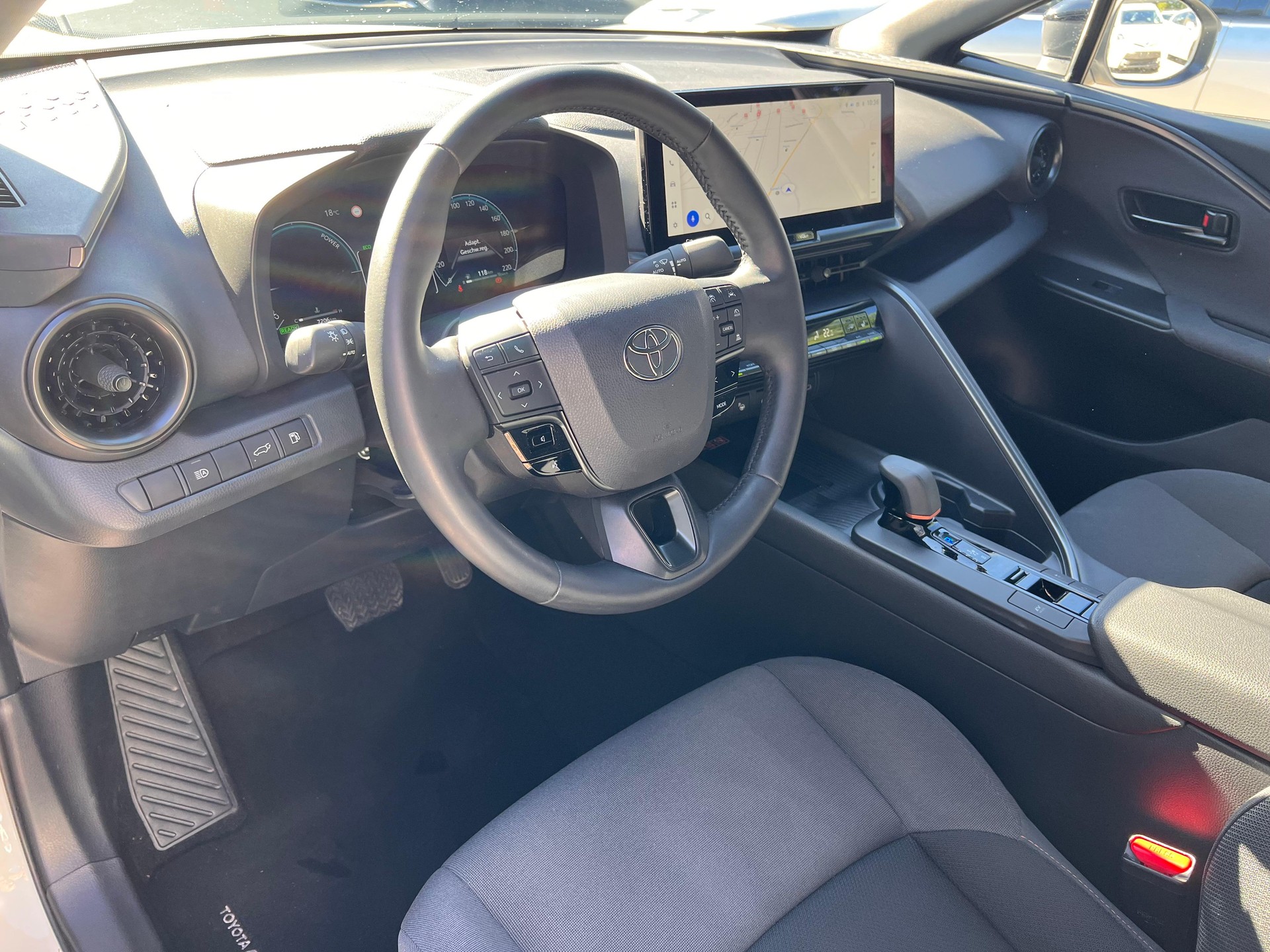 TOYOTA C-HR 1.8 HEV Trend-image-7