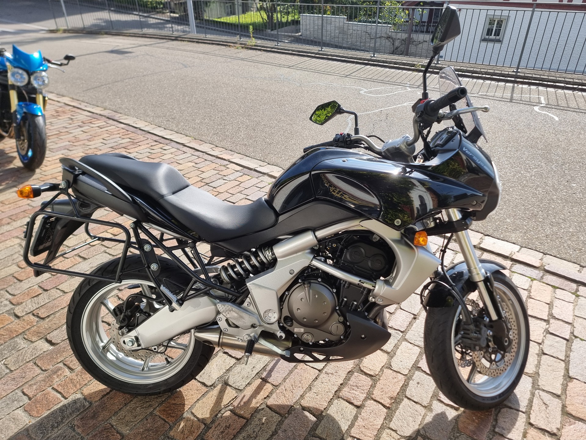 KAWASAKI Versys 650 ABS-image-2