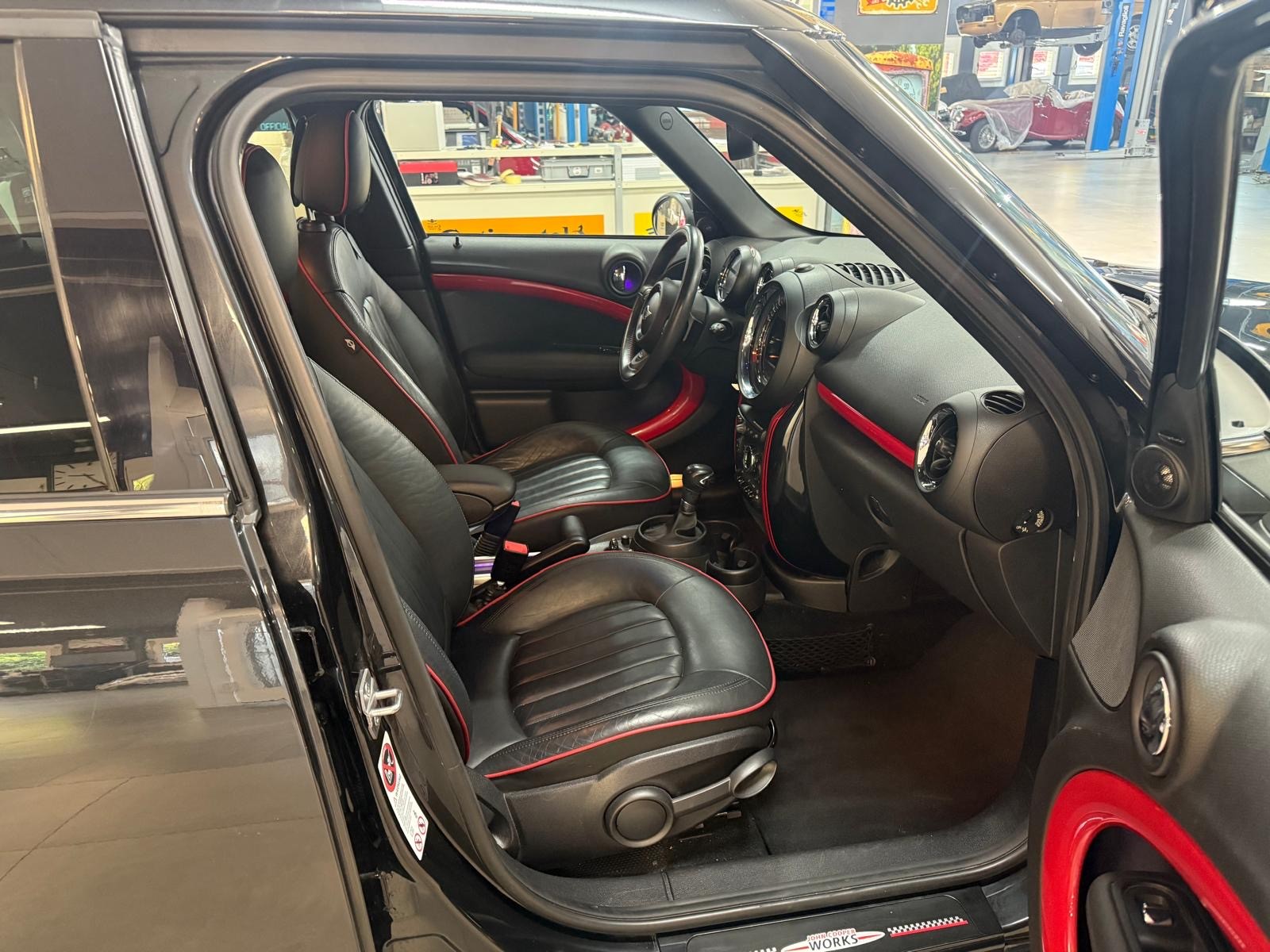 MINI Countryman John Cooper Works ALL4 Steptronic-image-10