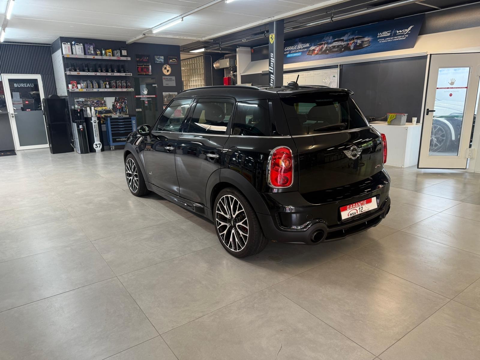 MINI Countryman John Cooper Works ALL4 Steptronic-image-4