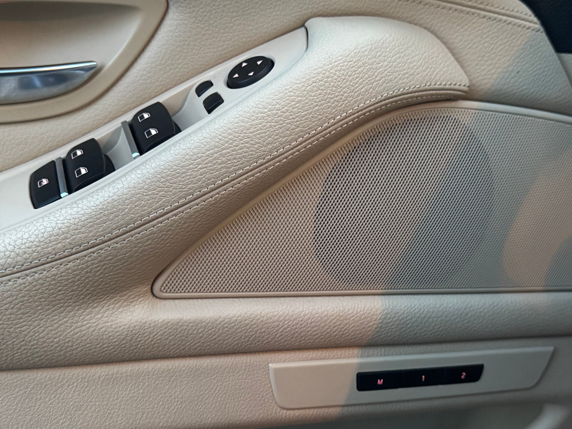 BMW 520d Touring Steptronic-image-14