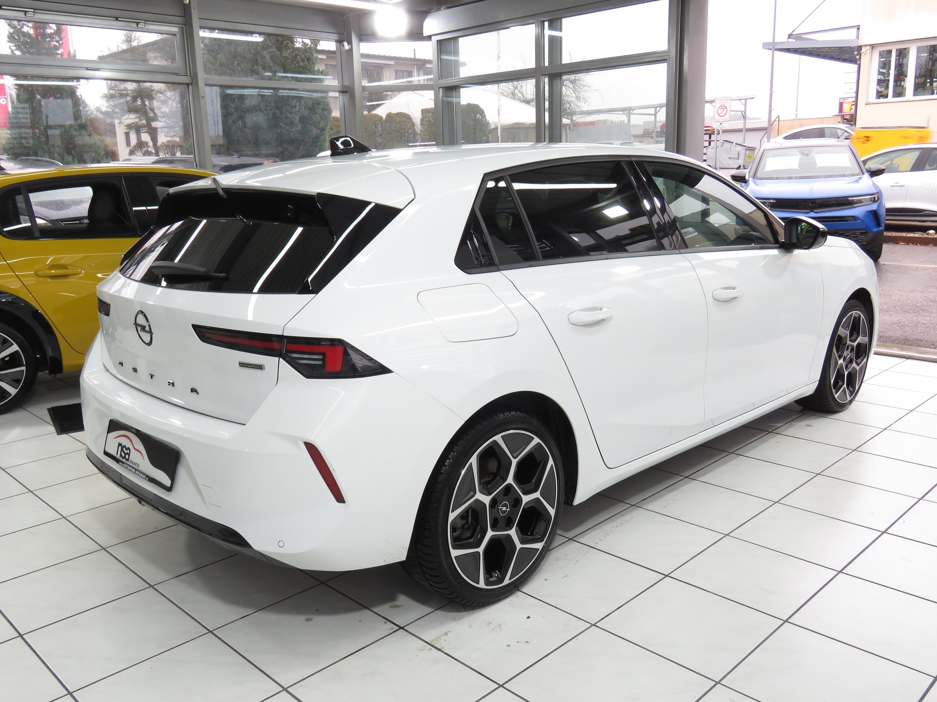 OPEL Astra 1.6 PHEV Turbo Swiss Plus A-image-3