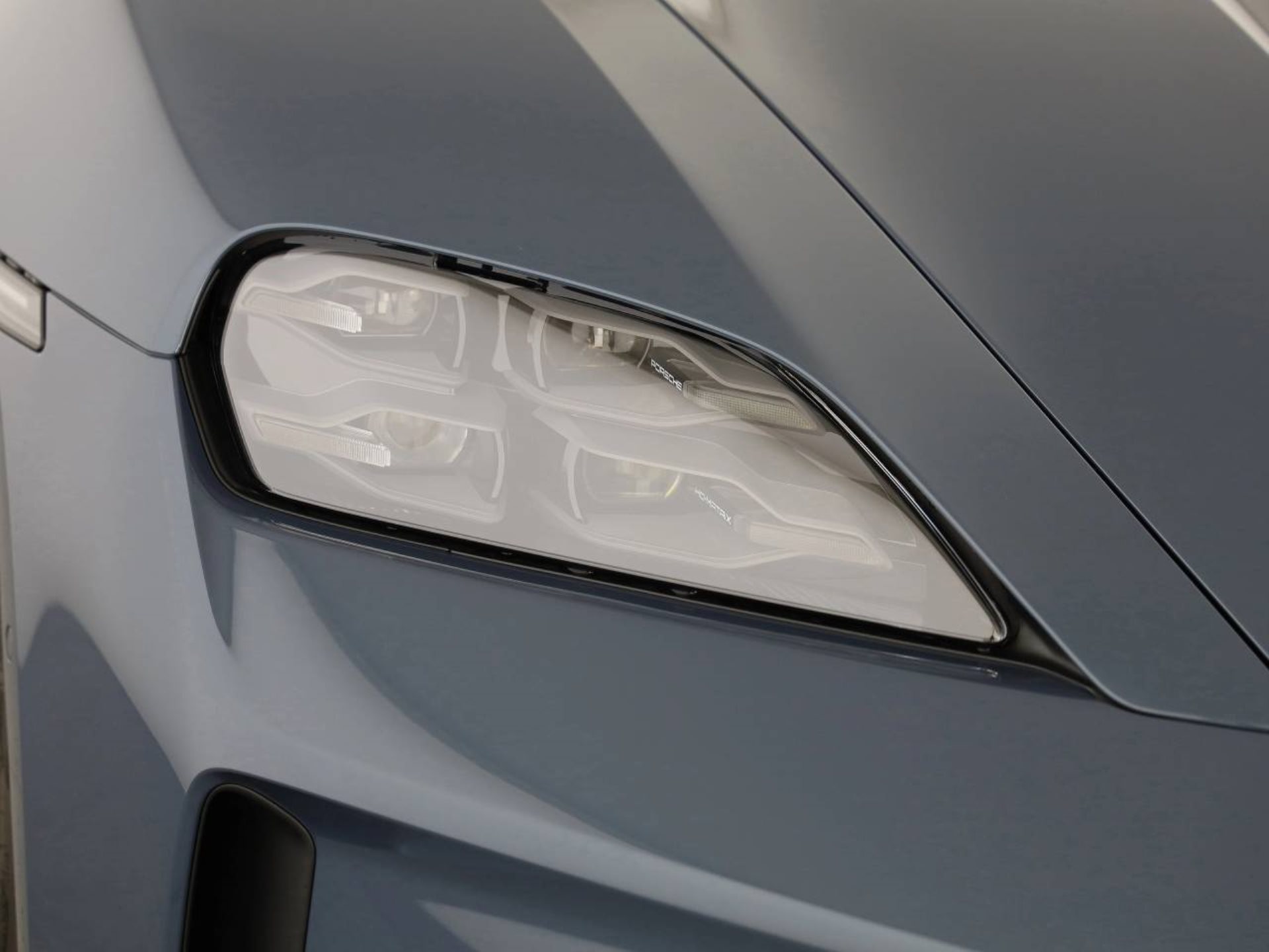 PORSCHE Taycan GTS Sport Turismo-image-19