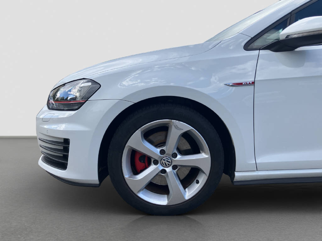 VW Golf VII 2.0 TSI GTI-image-8