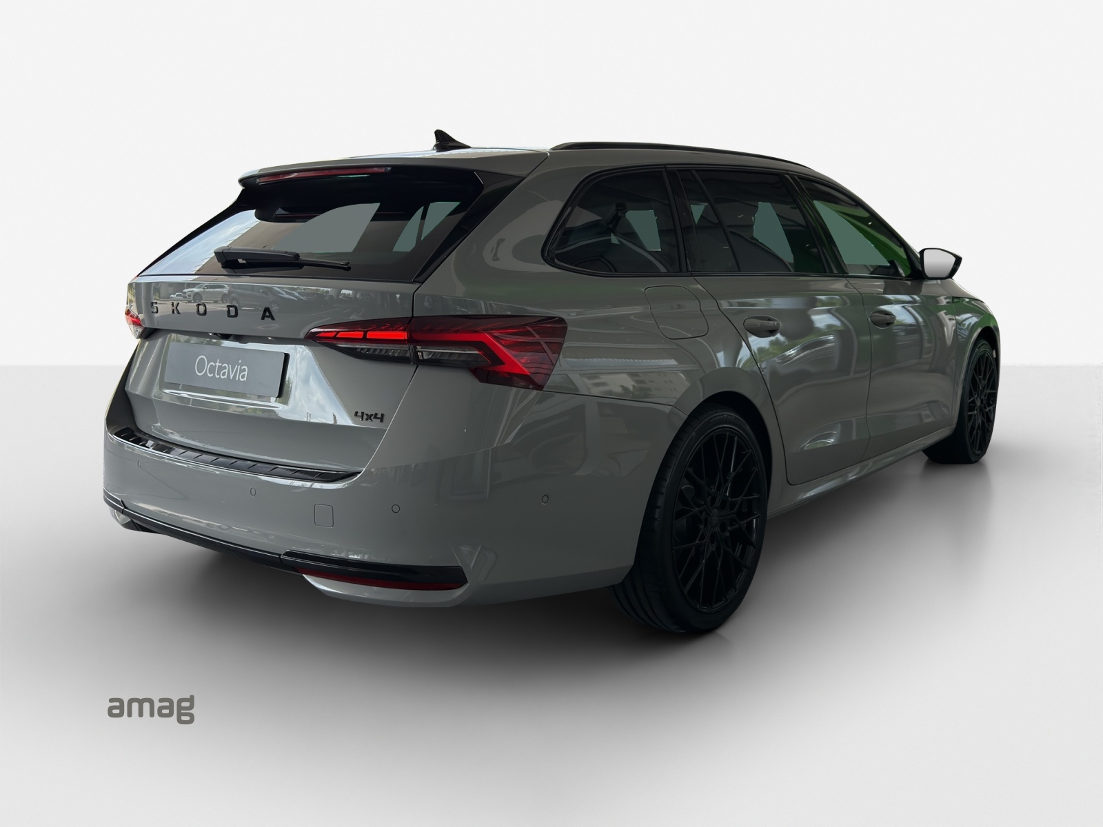 SKODA Octavia Combi 2.0 TSI DSG Sport Line 4x4-image-4