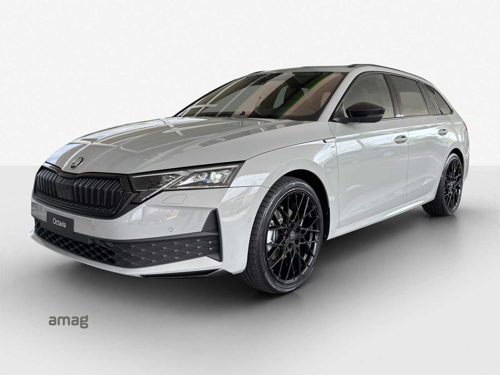 SKODA Octavia Combi 2.0 TSI DSG Dynamic 4x4-image-0