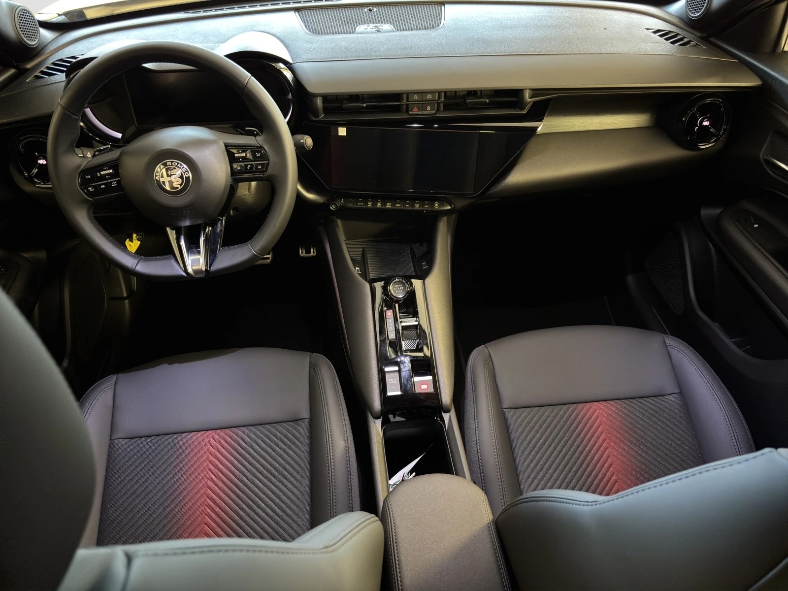 ALFA ROMEO JUNIOR 1.2 Ibrida Speciale-image-10