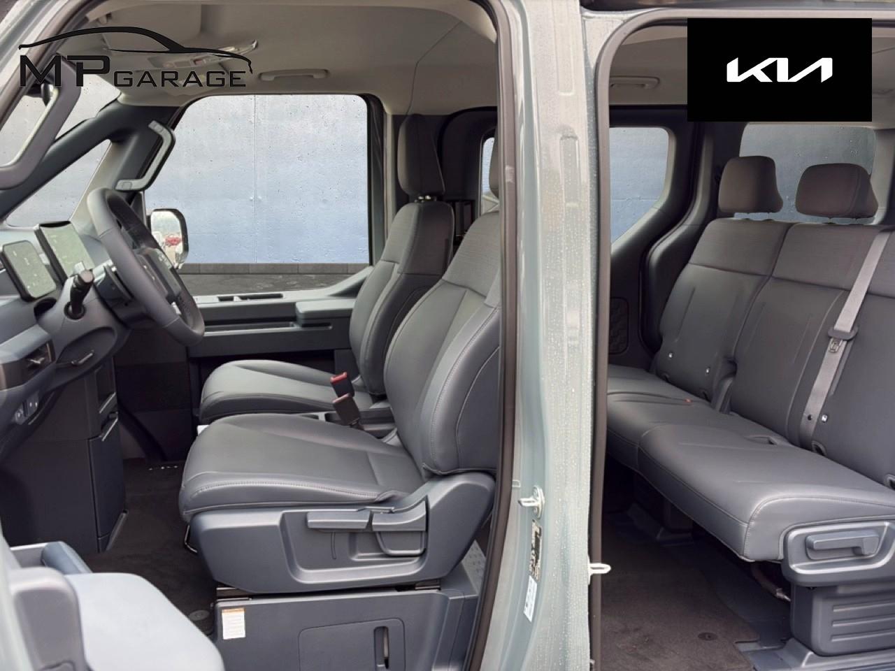 KIA PV5 Passenger 71.2 kWh Plus-image-12