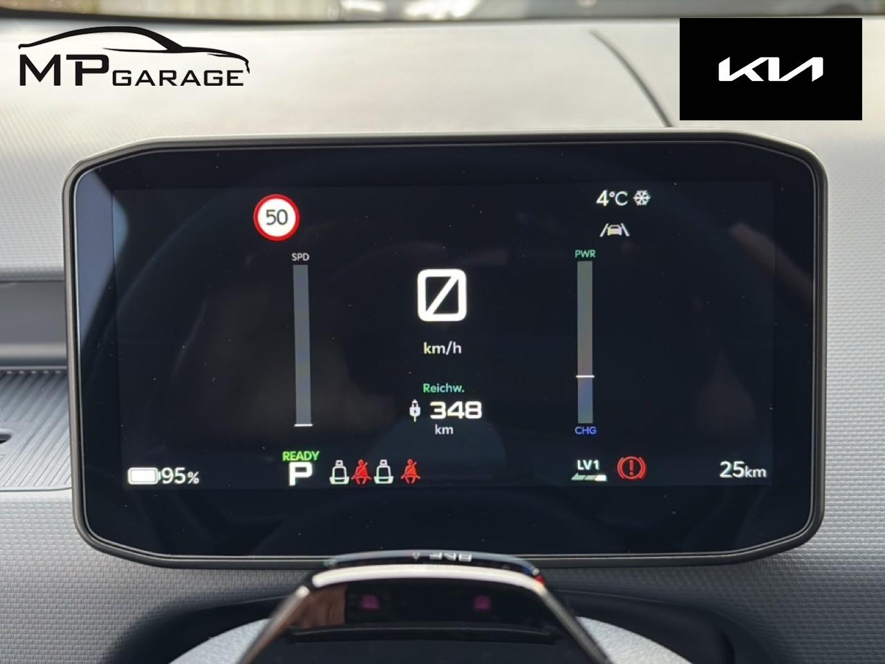 KIA PV5 Passenger 71.2 kWh Plus-image-9