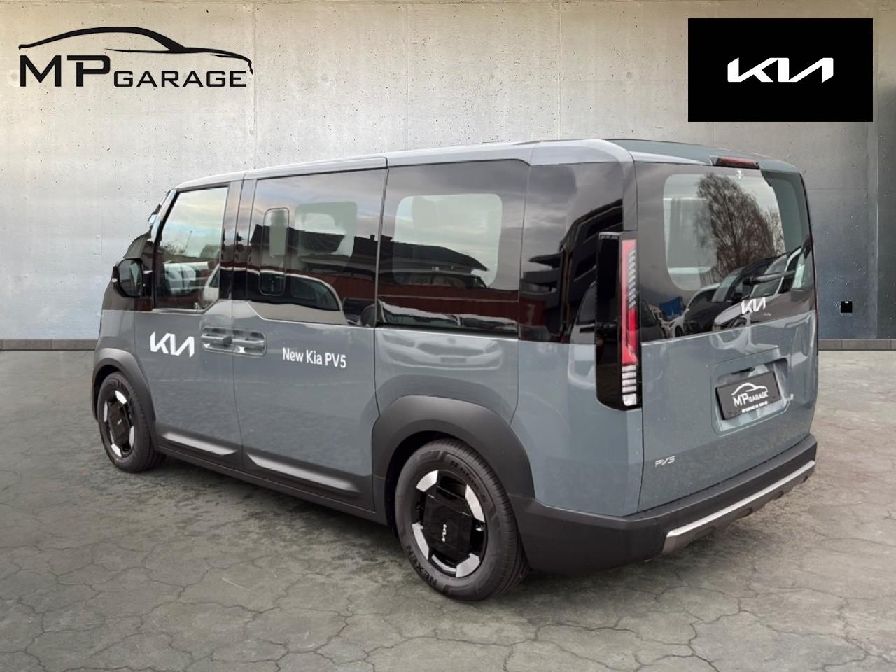 KIA PV5 Passenger 71.2 kWh Plus-image-6
