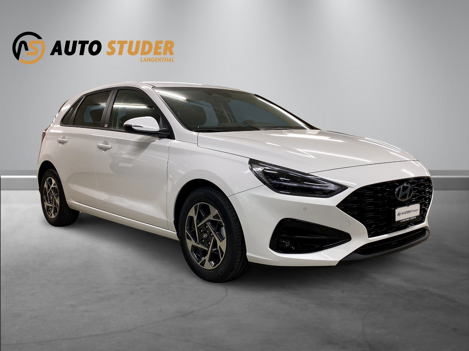 HYUNDAI i30 1.5 T-GDi Amplia-image-2