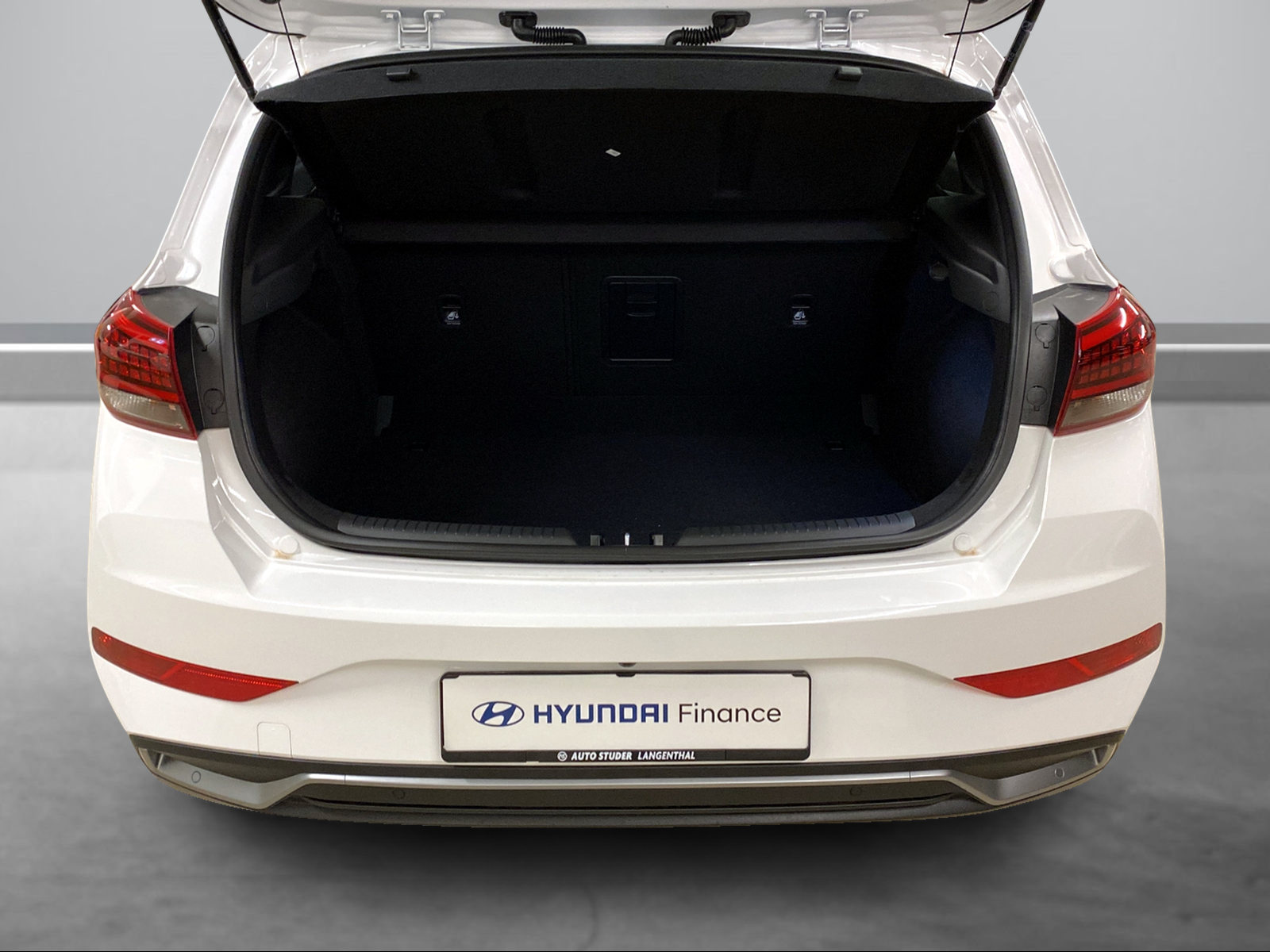 HYUNDAI i30 1.5 T-GDi Amplia-image-6