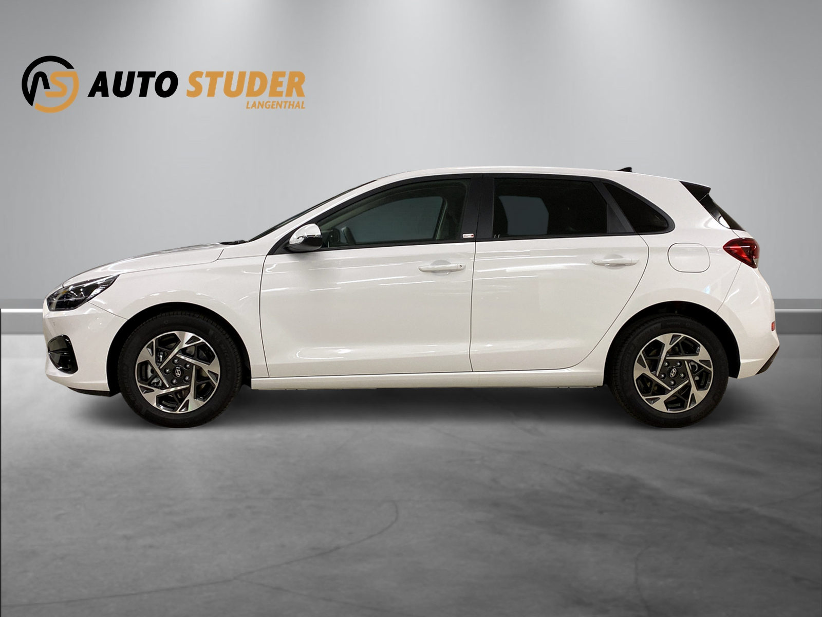 HYUNDAI i30 1.5 T-GDi Amplia-image-8