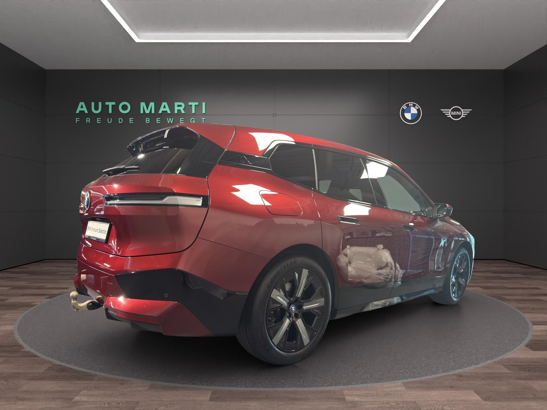 BMW iX xDrive40-image-4