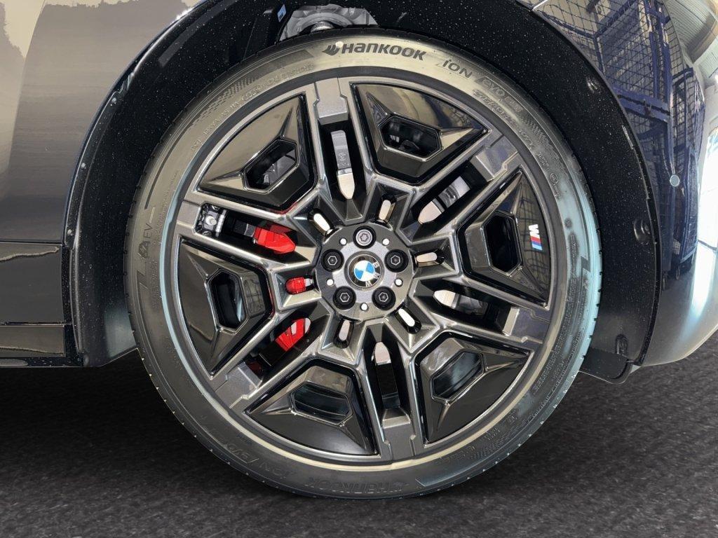 BMW iX xDrive45-image-14