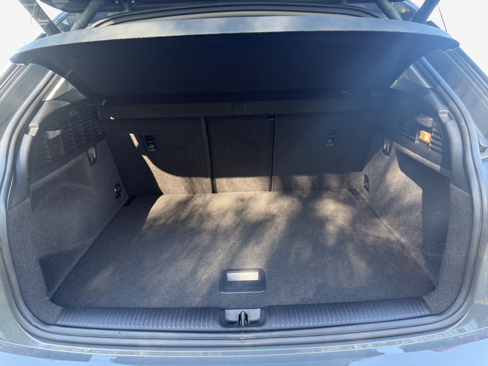 AUDI Q2 2.0 TDI quattro S-tronic-image-12