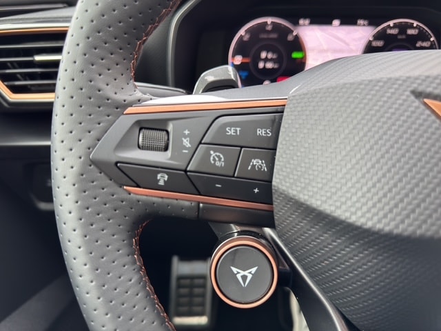CUPRA LEON ST 1.4 e-HYBRID pHEV DSG-image-17
