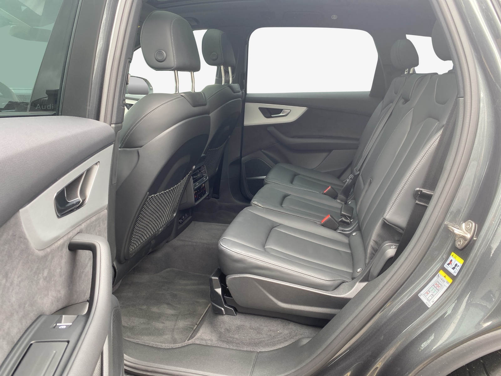 AUDI Q7 SUV TDI quattro 210 kW S Line tiptronic-image-11