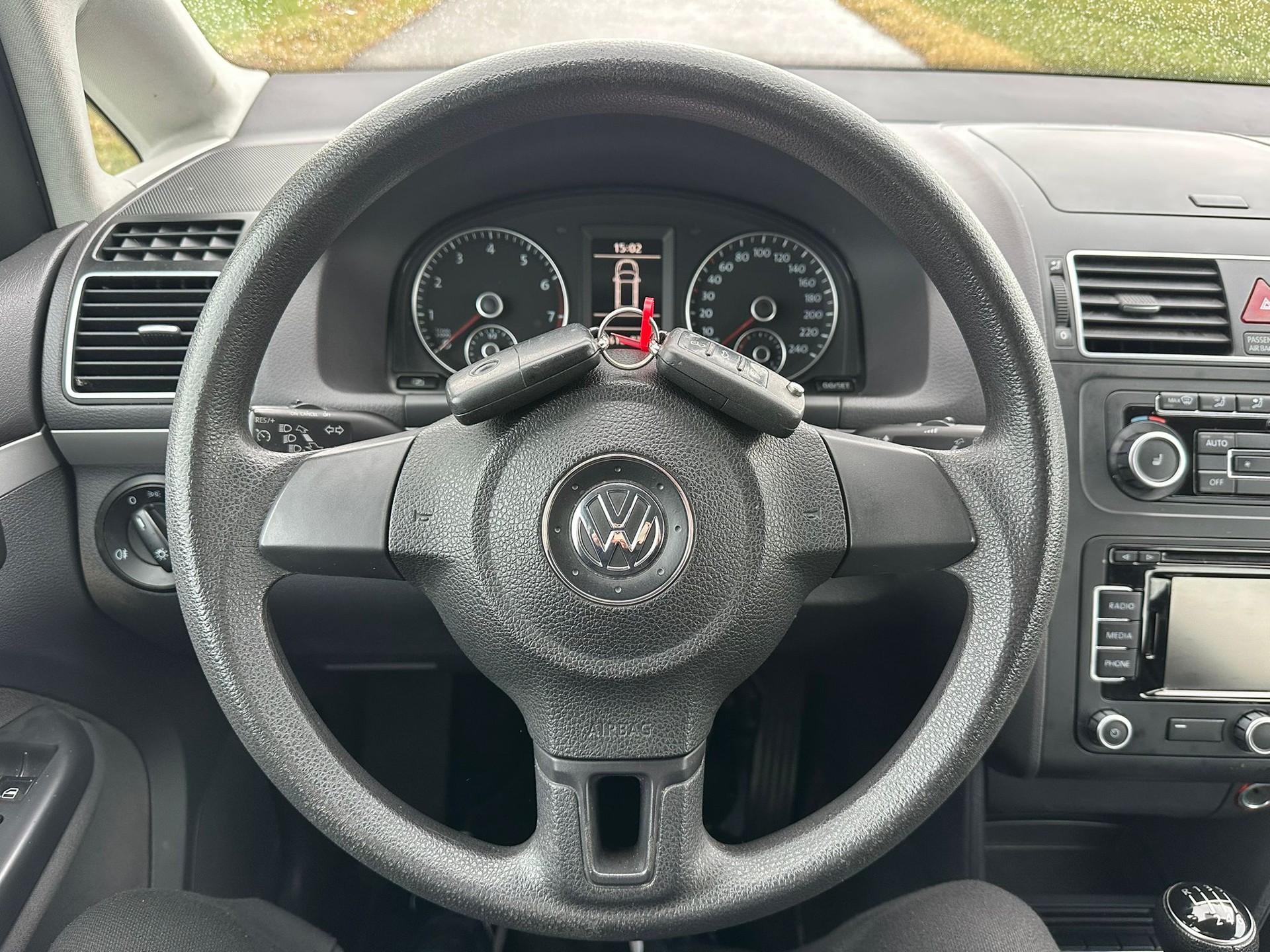 VW Touran 1.4 TSI EcoFuel Trendline-image-13