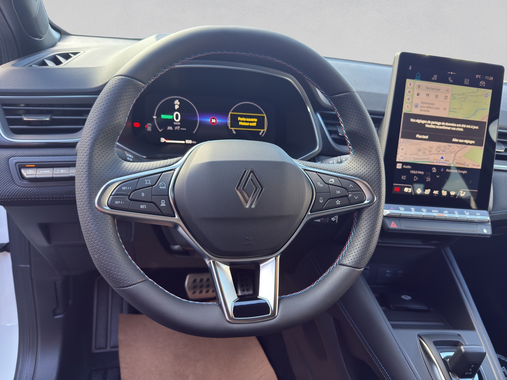 RENAULT Captur 1.8 E-Tech 160 Esprit Alpine DHT-image-9