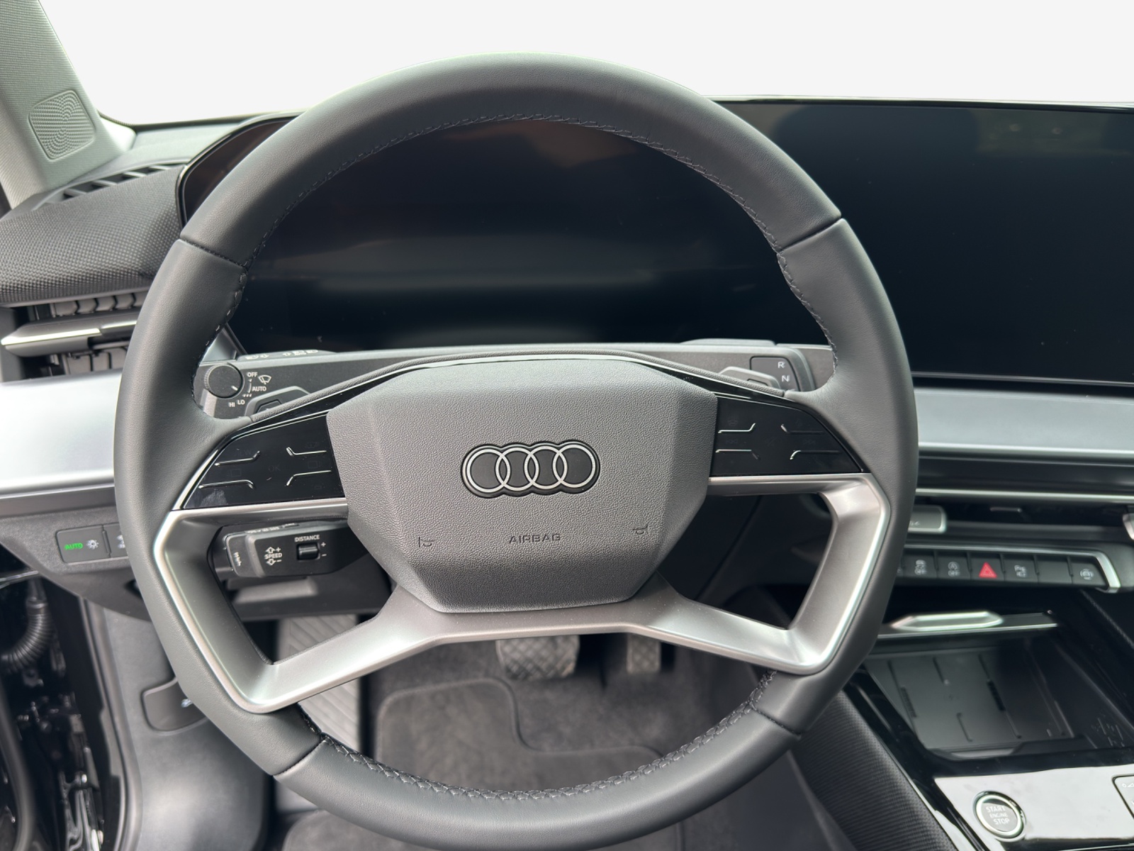 AUDI Q3 SUV 110 kW TFSI S tronic-image-9